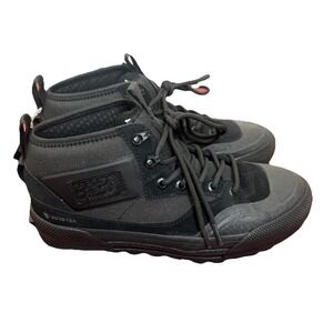 Vans MTE Half Cab GORE-TEX Black VN000CVMBKA Men's Size 7 Women's 8.5